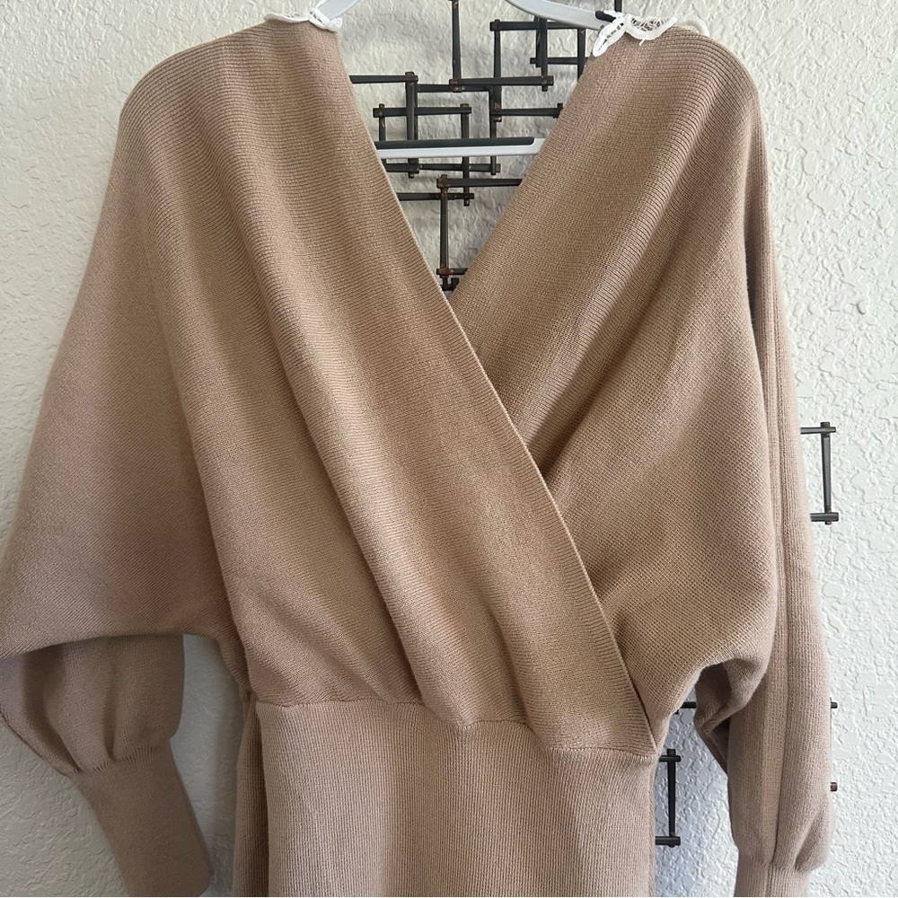 Beige Knit Sweater Dress with Lace Back Bodycon Size L - Picture 9 of 10